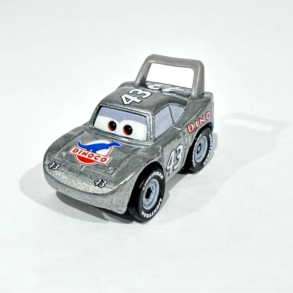 Disney Cars Die-cast Mini Racers Metallic The King Strip Weathers 2017